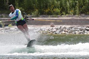 Carolina Chapoy gana Bronce en Esquí acuático