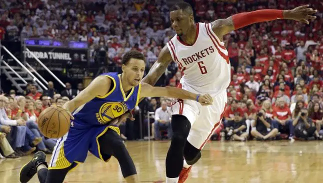 Warriors humilla a Rockets de visita y acaricia Final de la NBA