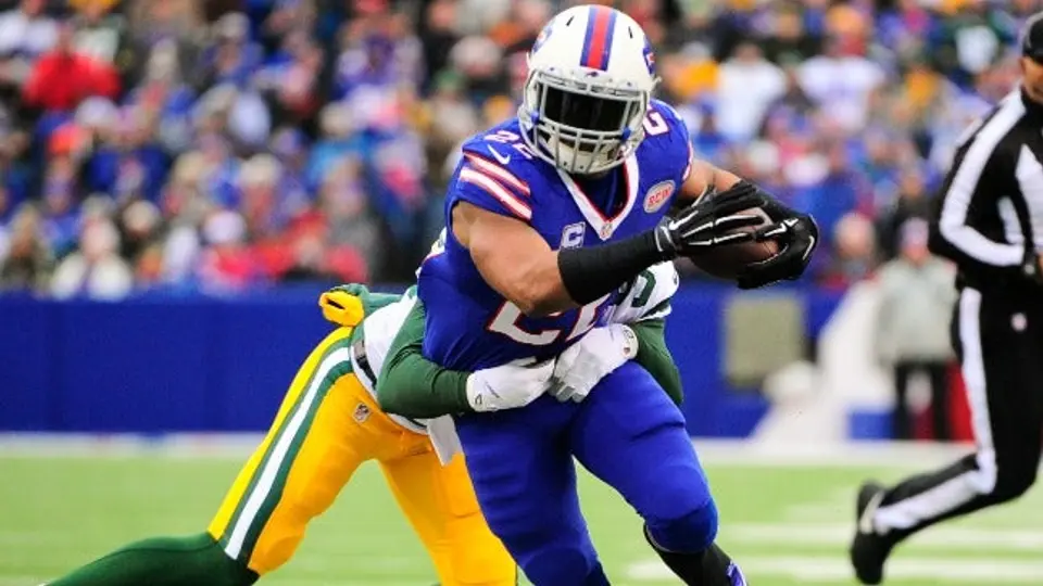 Bills rompe buen paso de Green Bay y se mantiene con vida