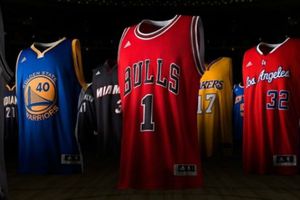 Adidas dejará de vestir a los equipos de la NBA en 2017