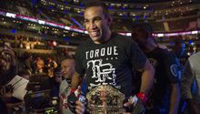 Werdum se corona como campeón interino de UFC en México