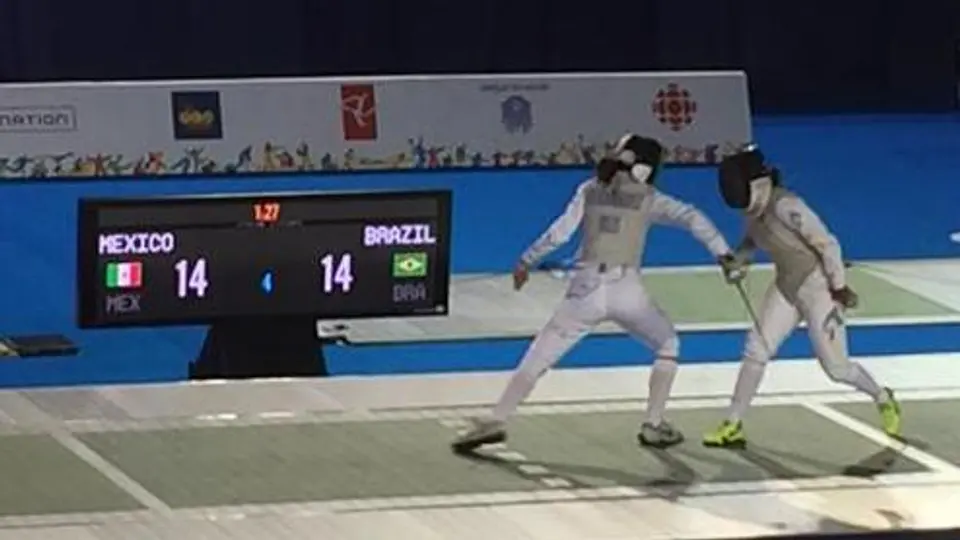 Equipo femenil de Esgrima gana Bronce