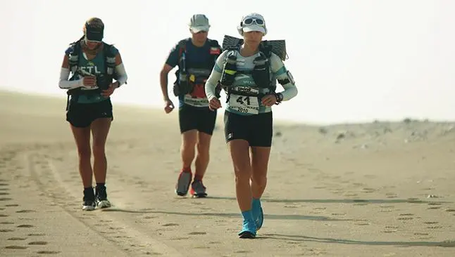 Ultramaratonista mexicana buscará cruzar el desierto de Atacama