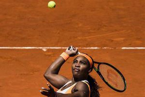 Serena y Sharapova avanzan a 'Semis' del Abierto de Madrid