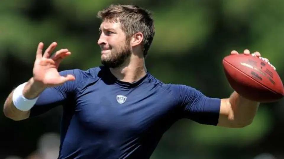 Tim Tebow se prueba con Filadelfia