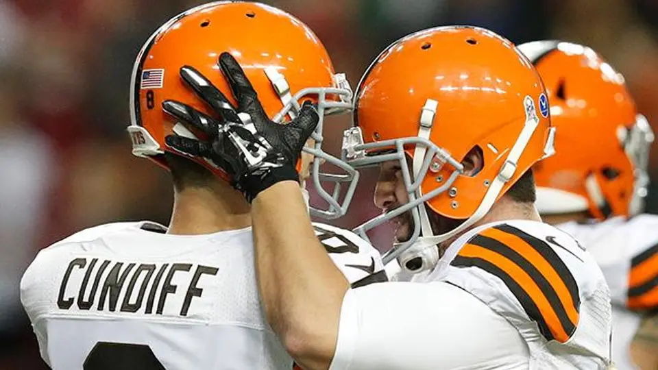 Cleveland saca triunfo de último minuto