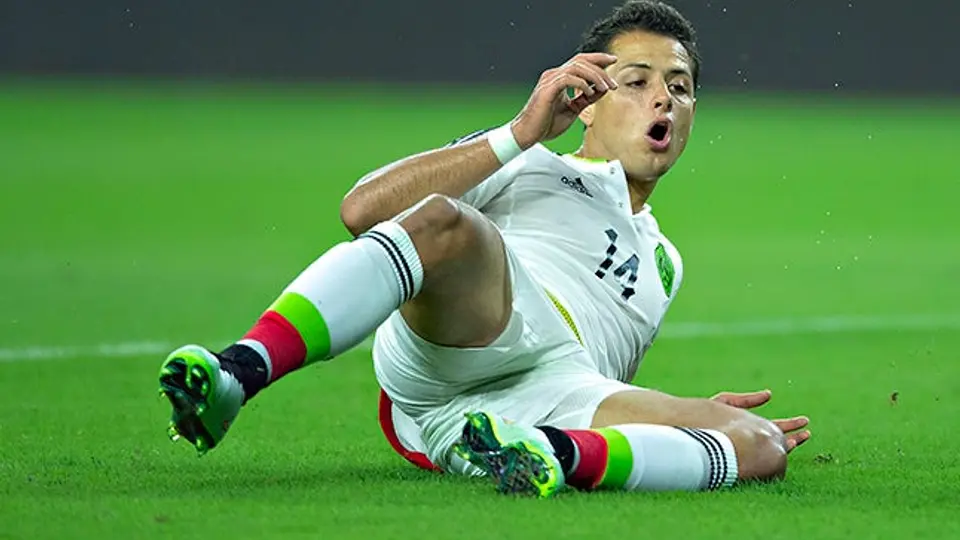Van Gaal espera de regreso a Chicharito