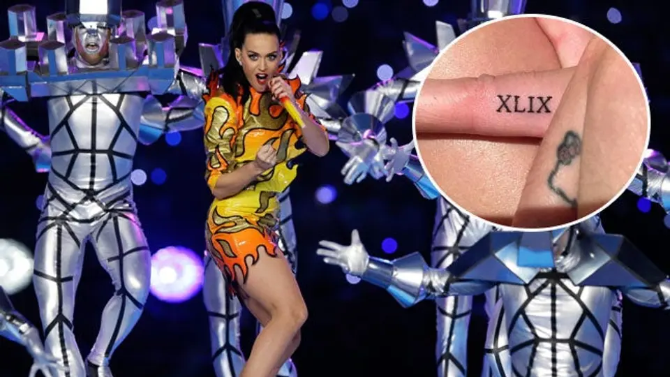 Katy Perry se tatuó para no olvidar el Super Bowl