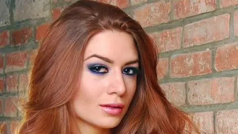 Chica abandona Wall Street para convertirse en estrella porno