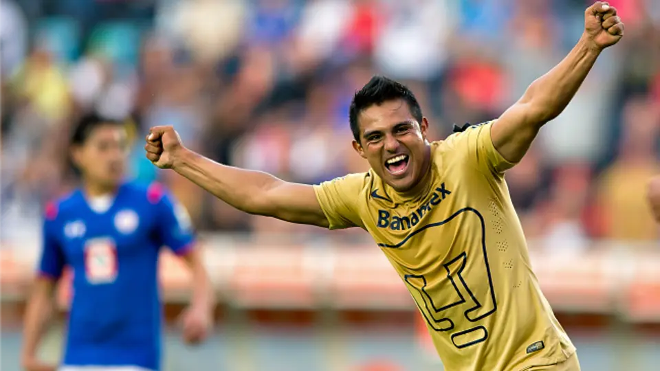 Pumas mantiene esperanza de Liguilla con triunfo sobre Cruz Azul