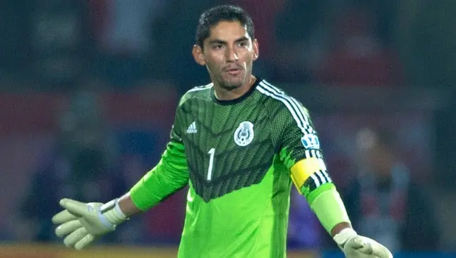 Chuy Corona, durante el partido contra Chile | IMAGO7