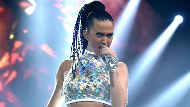 Katy Perry amenizará el medio tiempo del Superbowl XLIX