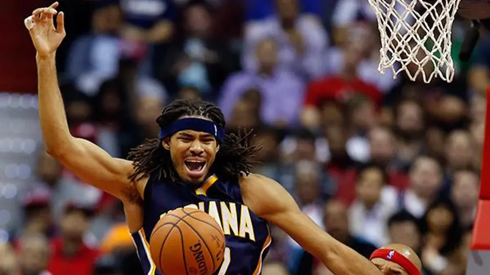 Jugador de los Pacers, apuñalado en Nueva York