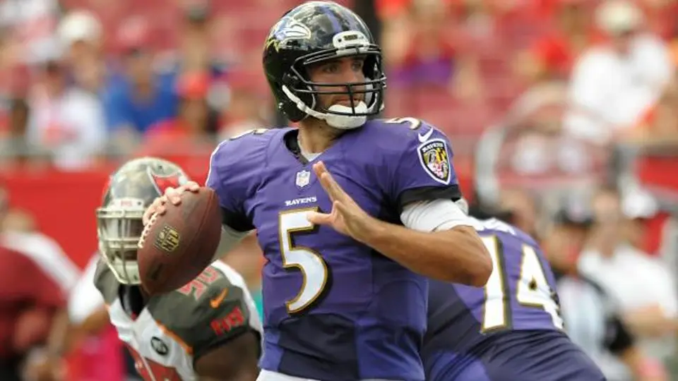 Cuervos hace pedazos a Bucaneros en Tampa Bay