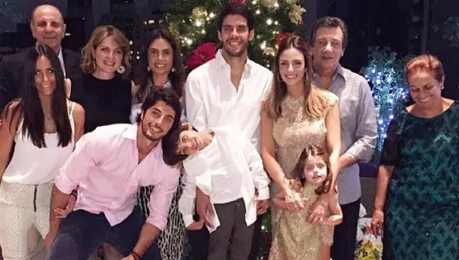 Kaká se reconcilia con su esposa