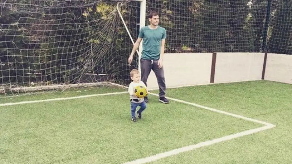 Casillas celebra su cumpleaños con la visita de su hijo