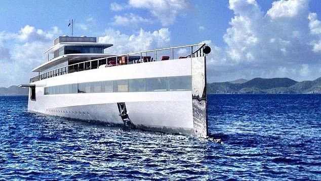 Venus', el barco de Steve Jobs navega tras su muerte