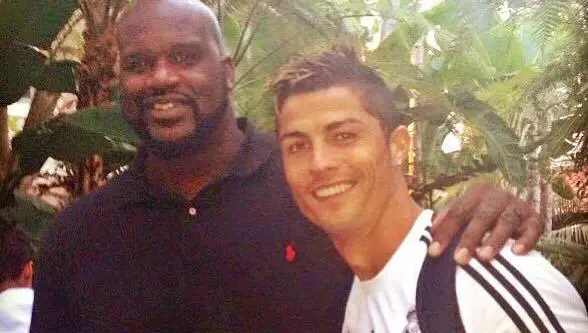 Shaquille O'Neal se confunde con equipo de CR7