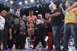 El Patrón Alberto conquista el Megacampeonato de AAA