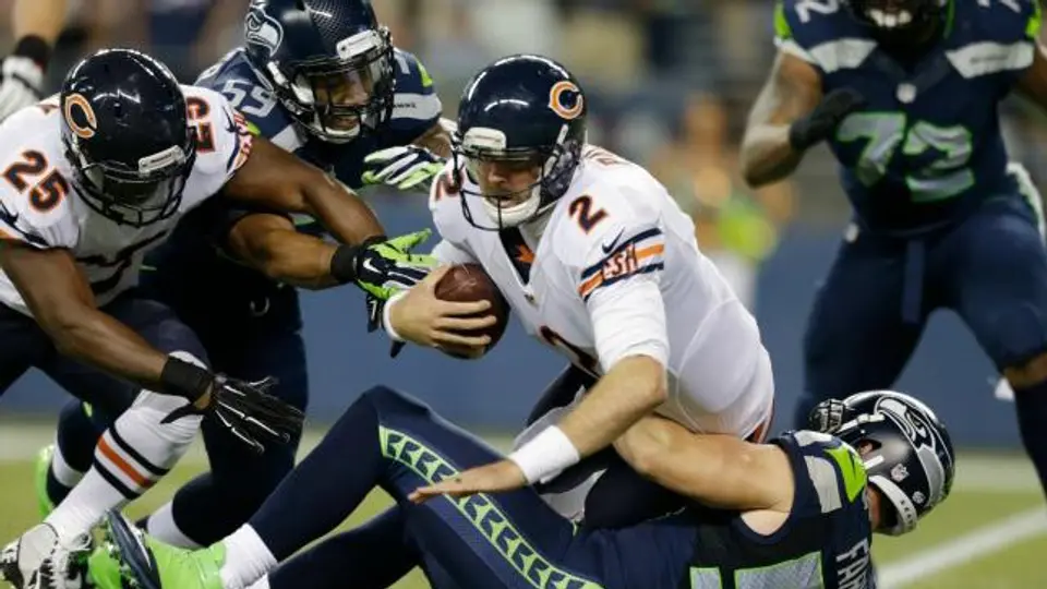 Seattle impone su 'muralla' frente a Chicago