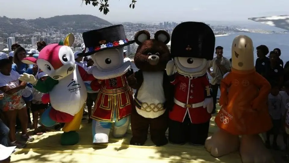 Mascotas de Juegos Olímpicos visitan Río de Janeiro