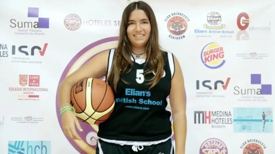 Fallece chica de 16 años durante partido de basquetbol