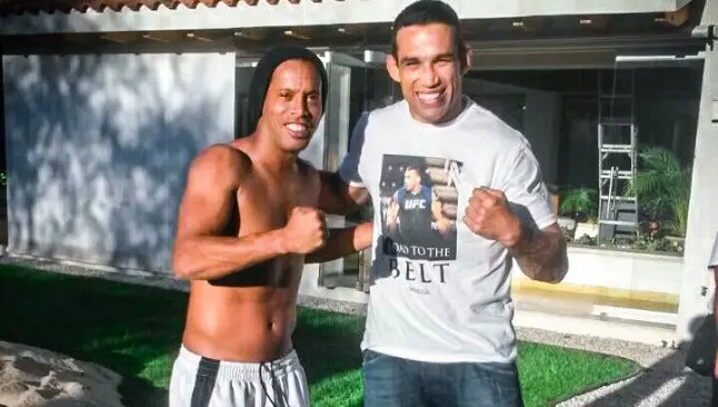 Dinho se une al 'Team Werdum' previo a UFC en México