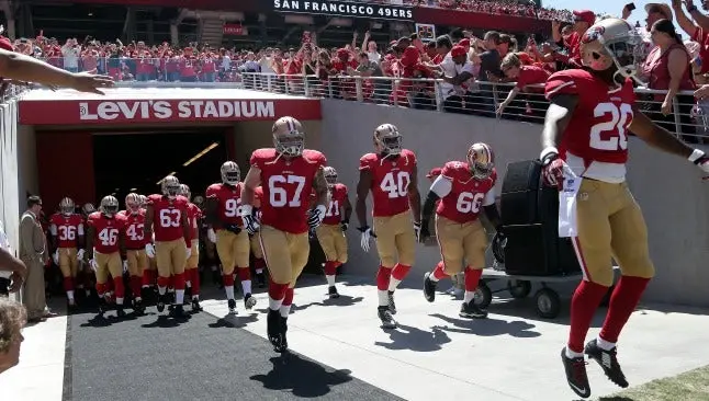 49ers en busca de un tercer receptor