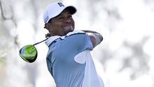 Tiger Woods se retira por tiempo indefinido del golf