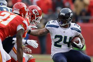 Lynch, multado por no atender a los medios de comunicación