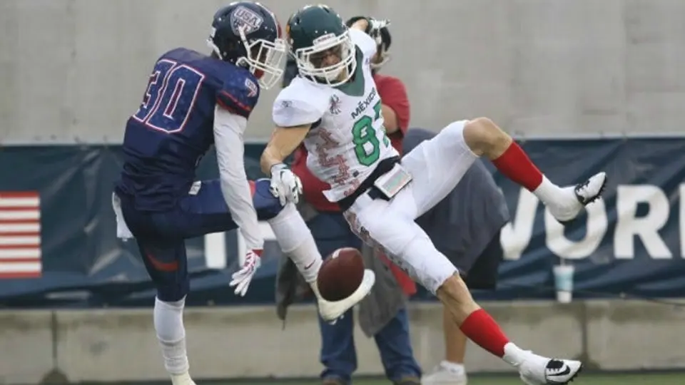 México cae frente a EU en el Mundial de Futbol Americano
