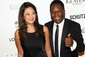 Pelé, cerca del altar por tercera ocasión
