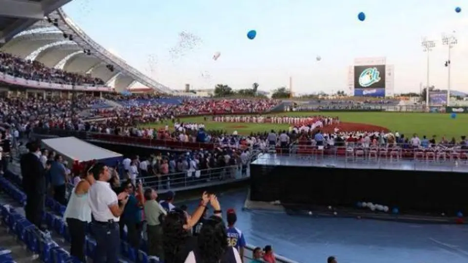 Charros de Jalisco regresa al beisbol profesional con derrota