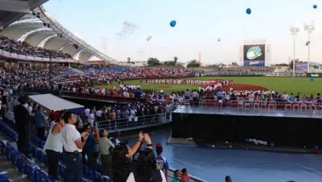 Charros de Jalisco regresa al beisbol profesional con derrota
