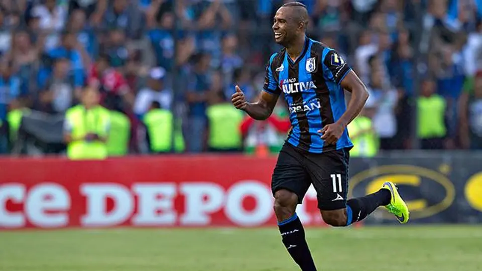 Querétaro logra ajustado triunfo contra Veracruz