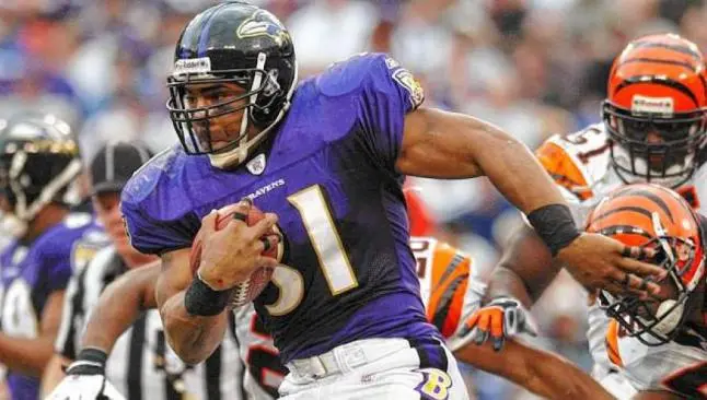 Excorredor de Baltimore subasta anillo de Super Bowl