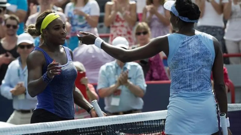 Venus vence a Serena en Montreal