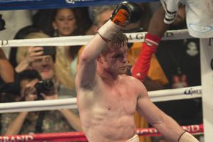 Canelo, con ventaja sobre Cotto en apuestas