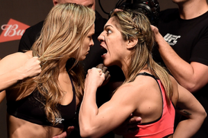 Intenso careo entre Rousey y Correia