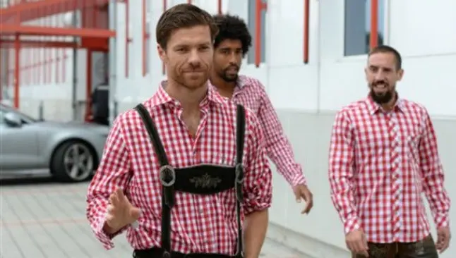 Xabi Alonso habría dejado al Madrid por supuesta infidelidad