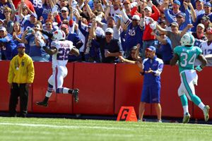 Bills logra arranque de ensueño al vencer a Delfines