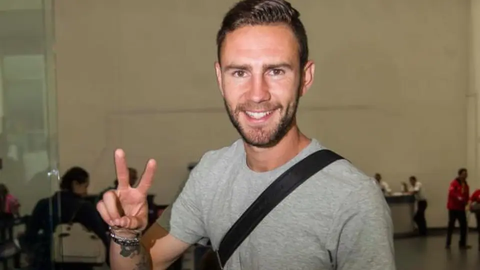 Layún firma por cuatro años y medio con Watford