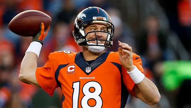 Manning renuncia a 4 mdd para jugar otro año en NFL