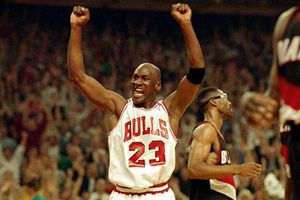 Michael Jordan celebra 52 años de leyenda