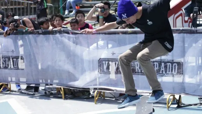 Owen Hernández gana reto skate de Nike 'Vivo o raspado'