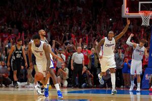 Clippers eliminan a los Spurs en los últimos segundos