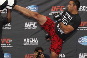 Werdum se siente el representante de Latinoamérica en UFC