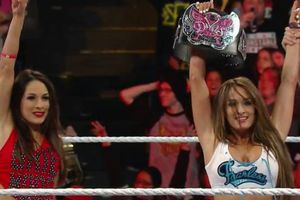 Nikki Bella triunfa en Extreme Rules y retiene su título