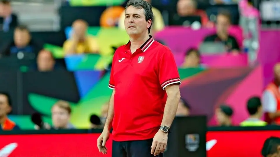 'Valdeolmillos pronto será coach del Tri de basquetbol': Castillo