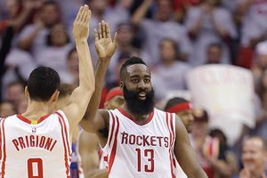 Harden da primer triunfo a Rockets sobre Clippers